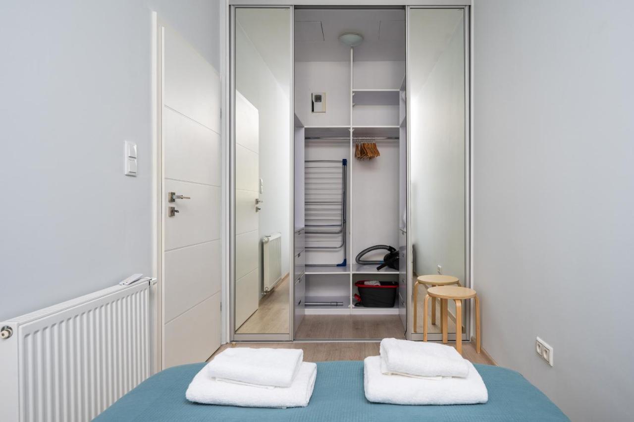 Pokorna Cosy Apartment Varşovia Exterior foto